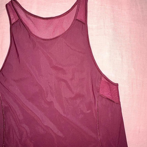Lululemon burgundy top - Size S - Picture 3 of 5